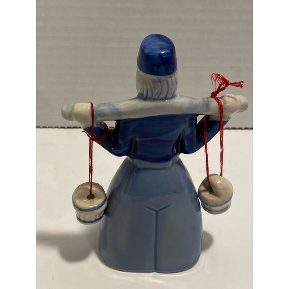 Vintage Figurine of a Dutch lady with two buckets of water, Collectible - Picture 6 of 10